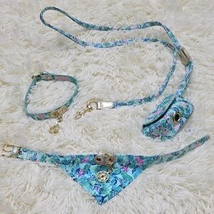 Lilly Pulitzer Teal Floral Pet Accessory Set with Gold Hardware